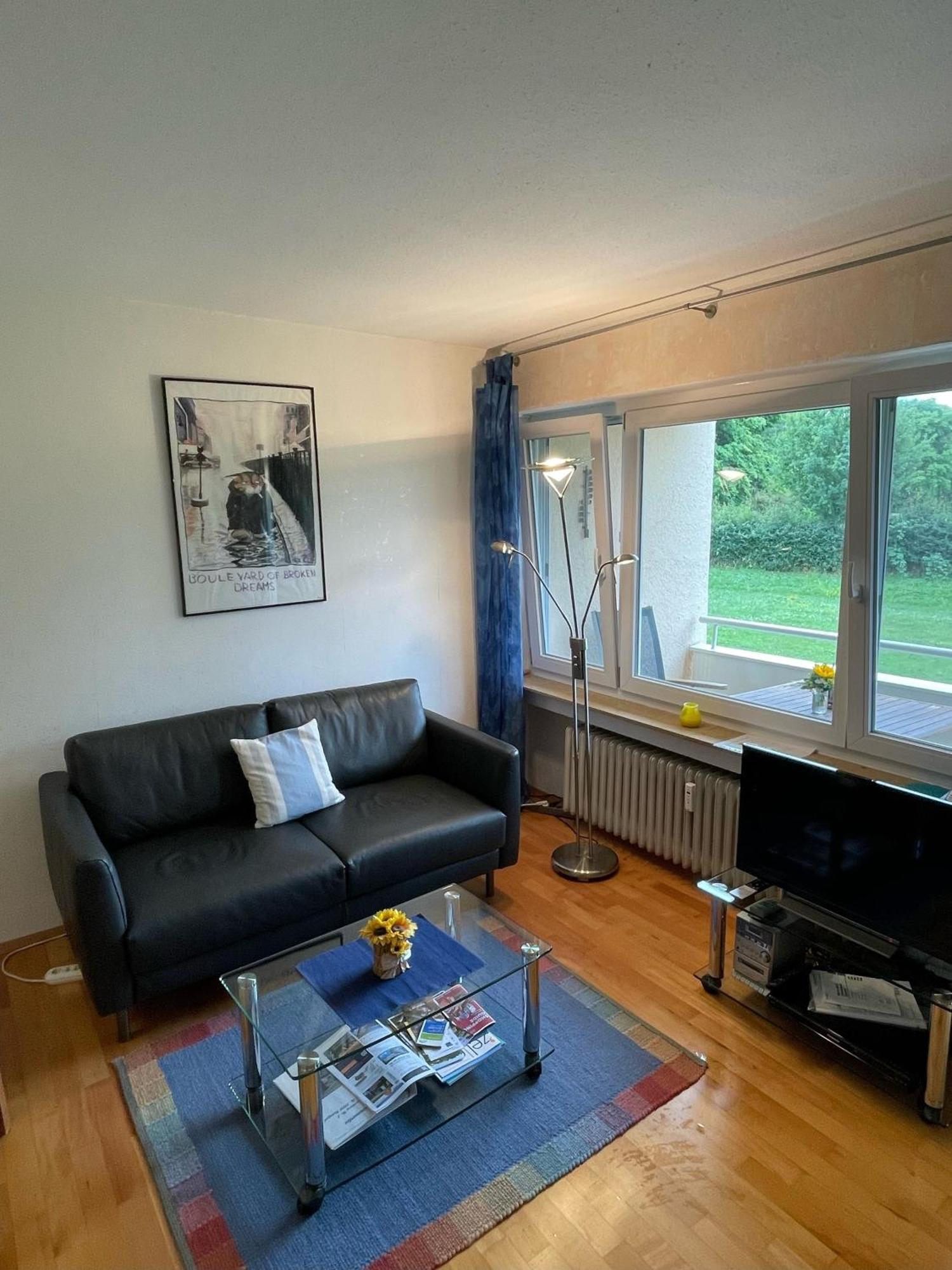 Ferienwohnung Am Kurpark Mettnau Радолфцел ам Бодензее Екстериор снимка
